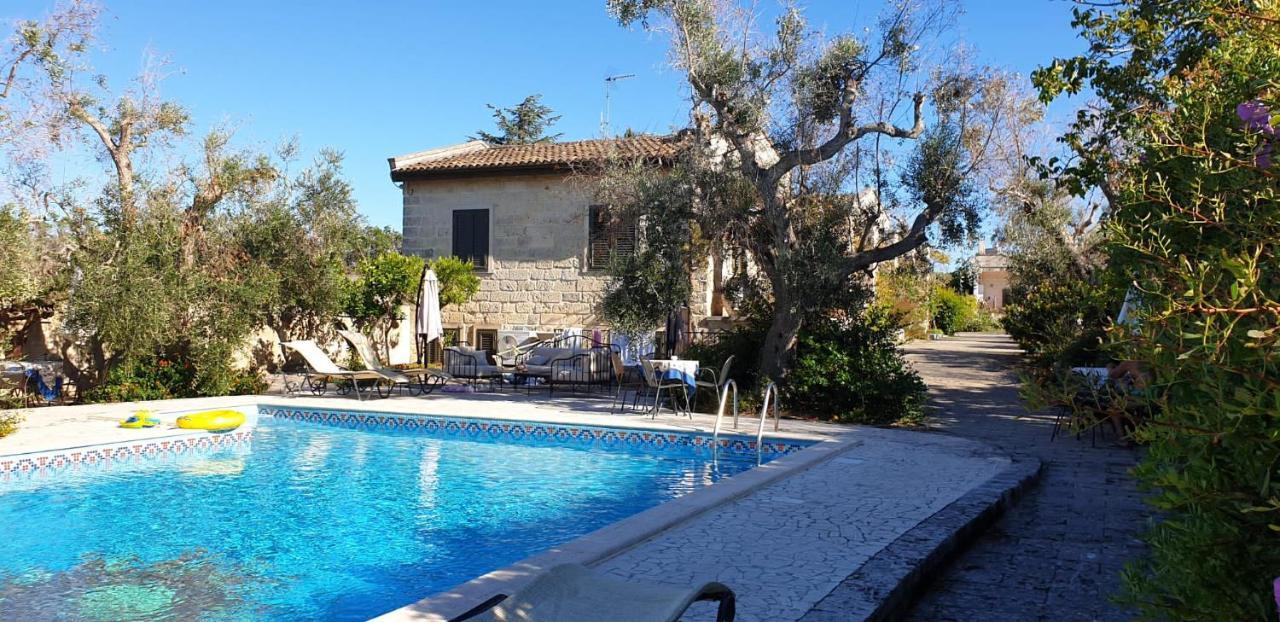Casa Ulmi Con Piscina Acomodação com café da manhã Uggiano La Chiesa Exterior foto
